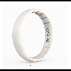 Enso silicone ring